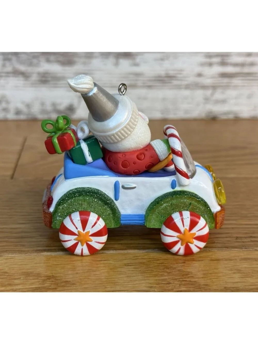 Hallmark Keepsake Ornament 2007 Santa's Sweet Ride Candy Car